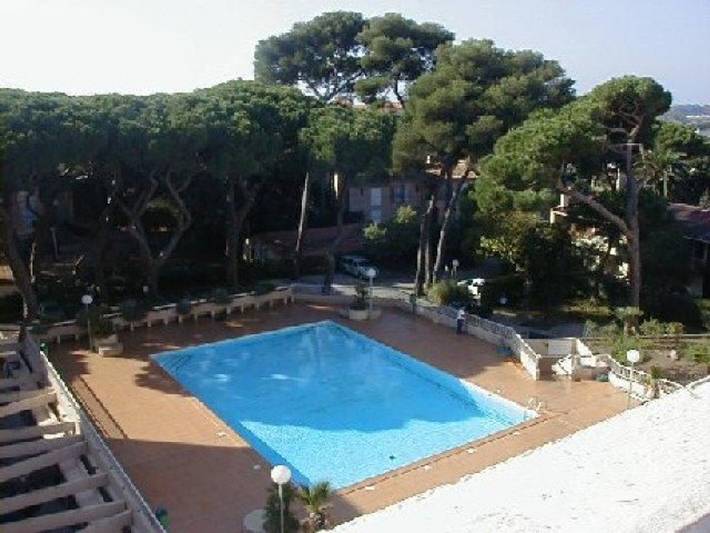 Chalet pour 4 personnes, avec piscine dans le Var