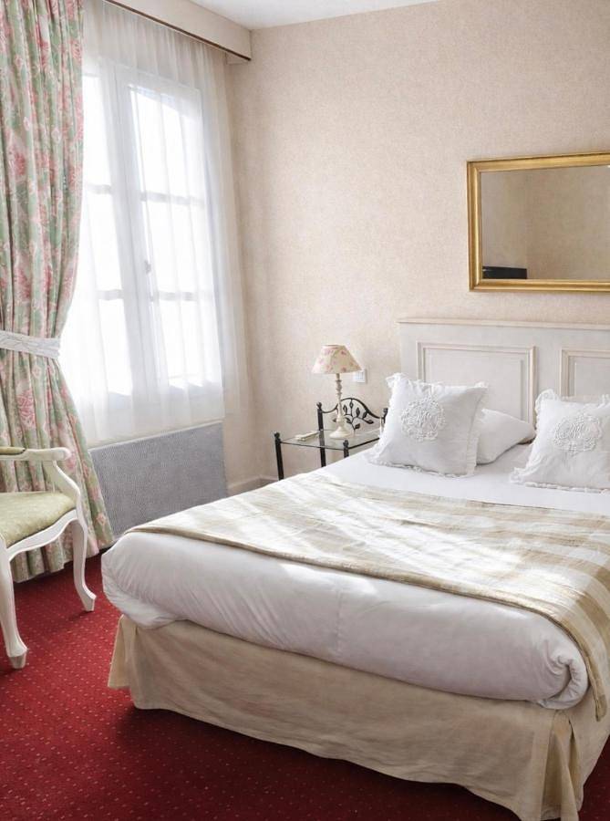 Logis Hôtel Restaurant- Domaine de l'Orangerie in Bonnat, Région de Guéret