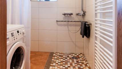 Vacation Apartment for 3 Guests in Bad Wiessee, Alpine Region of Tegernsee and Schliersee, Picture 4