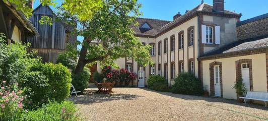 Location de vacances pour 3 personnes, avec jardin et vue dans Office De Tourisme De Charny