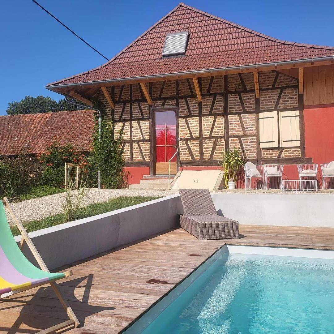 Gîte für 6 Personen mit Garten in La Chapelle-Saint-Sauveur, Louhans und Umgebung