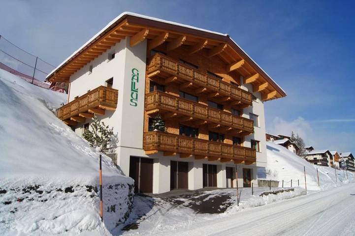 BnB für 2 Personen, mit Balkon in Lech am Arlberg