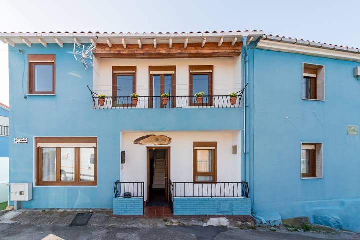 Location de vacances pour 4 personnes, avec Balcon ainsi que Jacuzzi et Jardin dans Cantabrie - 2