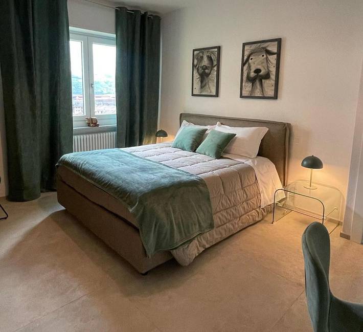 Apartamento para 4 personas, con jardín además de jacuzzi y balcón en Aosta