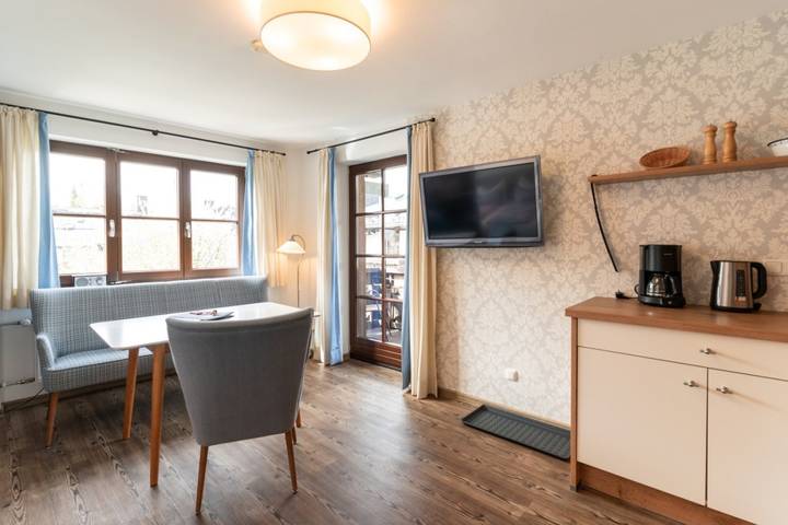 Geheel appartement, Vakantieappartement voor 2 personen met tuin in Oberstdorf, Zwaben (Bayern)