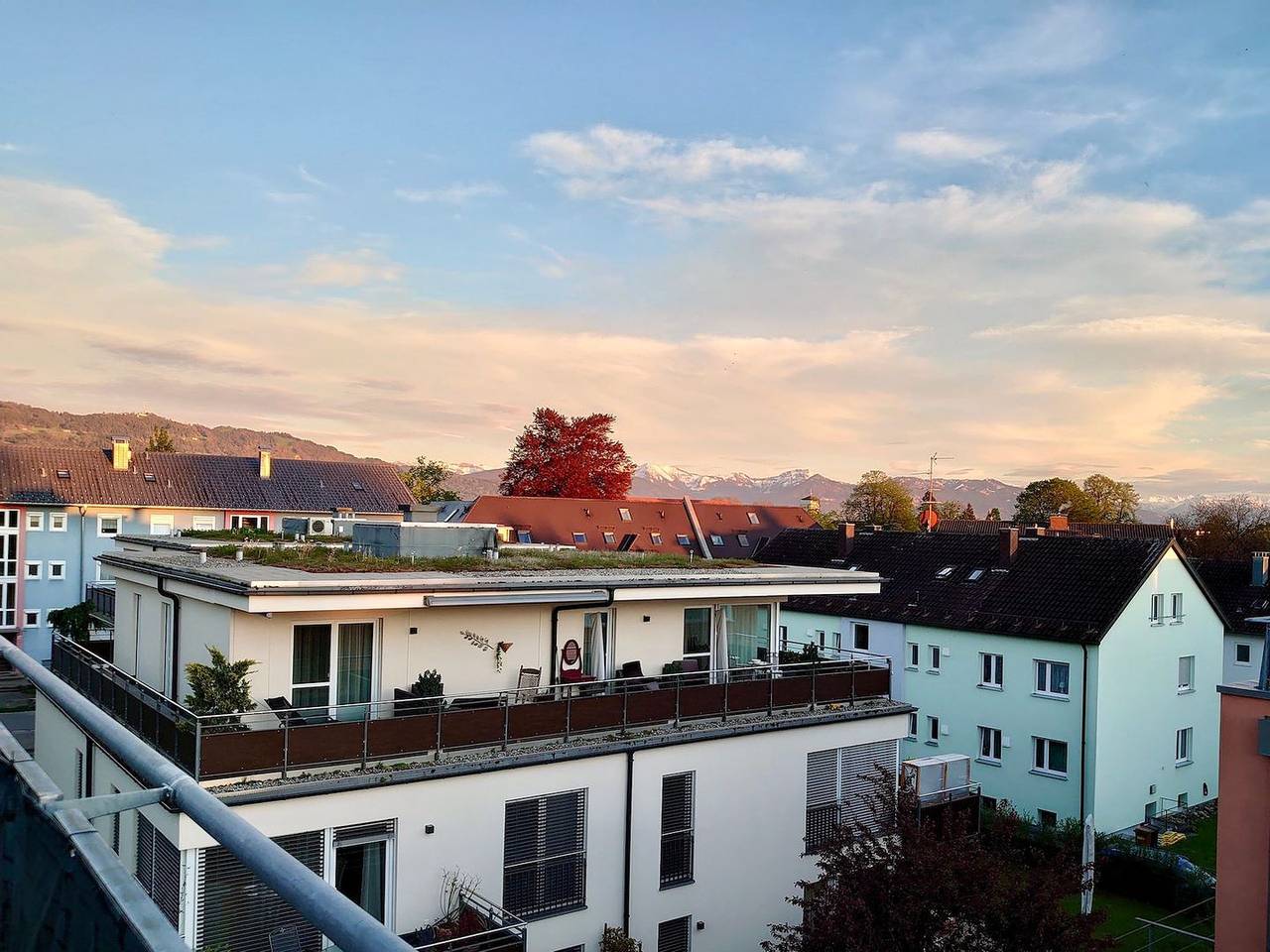 Ganze Wohnung, Ferienwohnung Riva - Hochwertige Wohnung mit Balkon in ruhiger Umgebung in Lindau, Bayerisch Schwaben