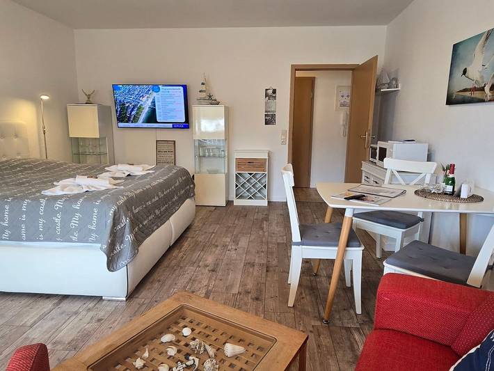 Ferienwohnung für 3 Personen, mit Balkon und Garten sowie Sauna und Seeblick in Sellin - 3