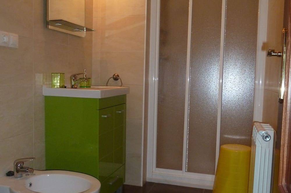 Entire apartment, Vot Rupurupay B in Aldeadávila de la Ribera, Parque Natural de las Arribes del Duero