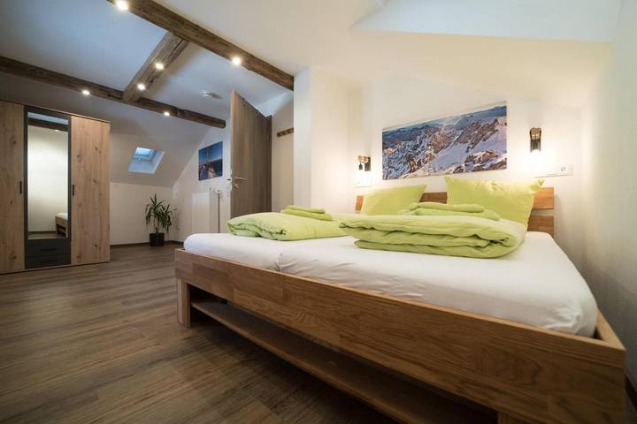 Ferienwohnung für 4 Personen, mit Balkon und Ausblick am Eibsee