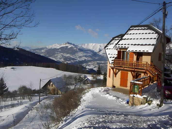 Gîte pour 6 personnes, avec Balcon et Jardin à Crots