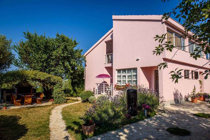 Studio dla 3 osób, z balkon i ogród w Petrcane