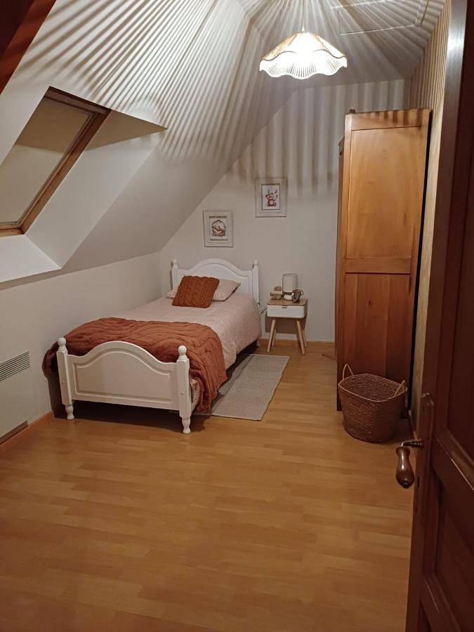 Location de vacances pour 2 personnes, avec jardin et vue à Fay - 4