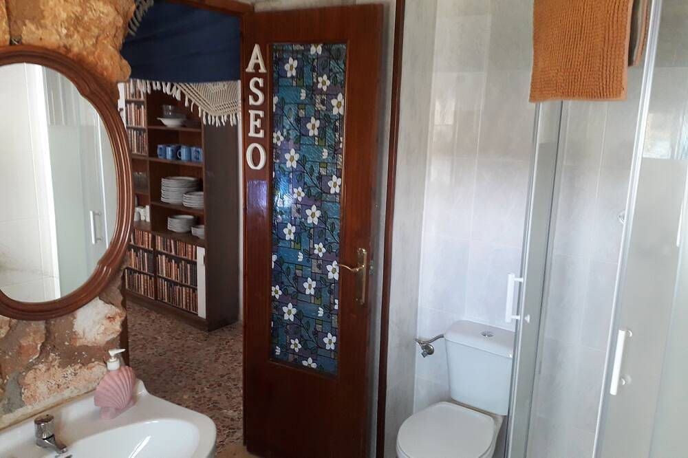 Cottage Nº2 At The Foot Of The Lagoon in Ruidera, Lagunas de Ruidera Natural Park