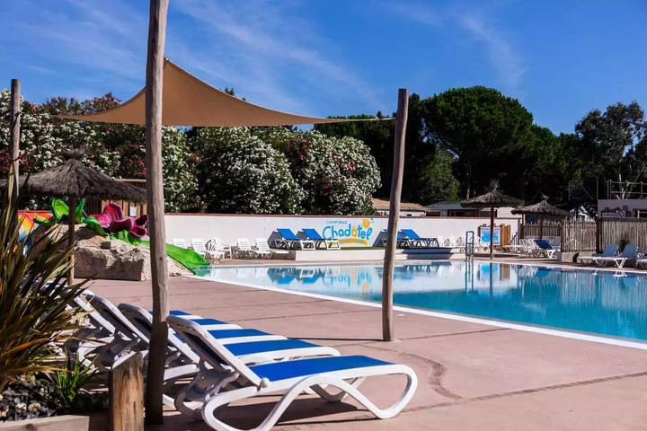 Camping pour 4 personnes, avec terrasse et piscine à Torreilles - 3