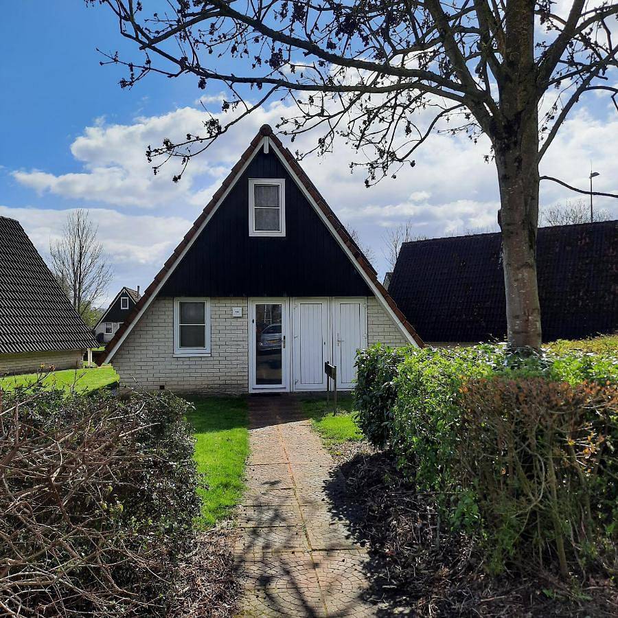 Three-Bedroom Bungalow in Gramsbergen, Hardenberg