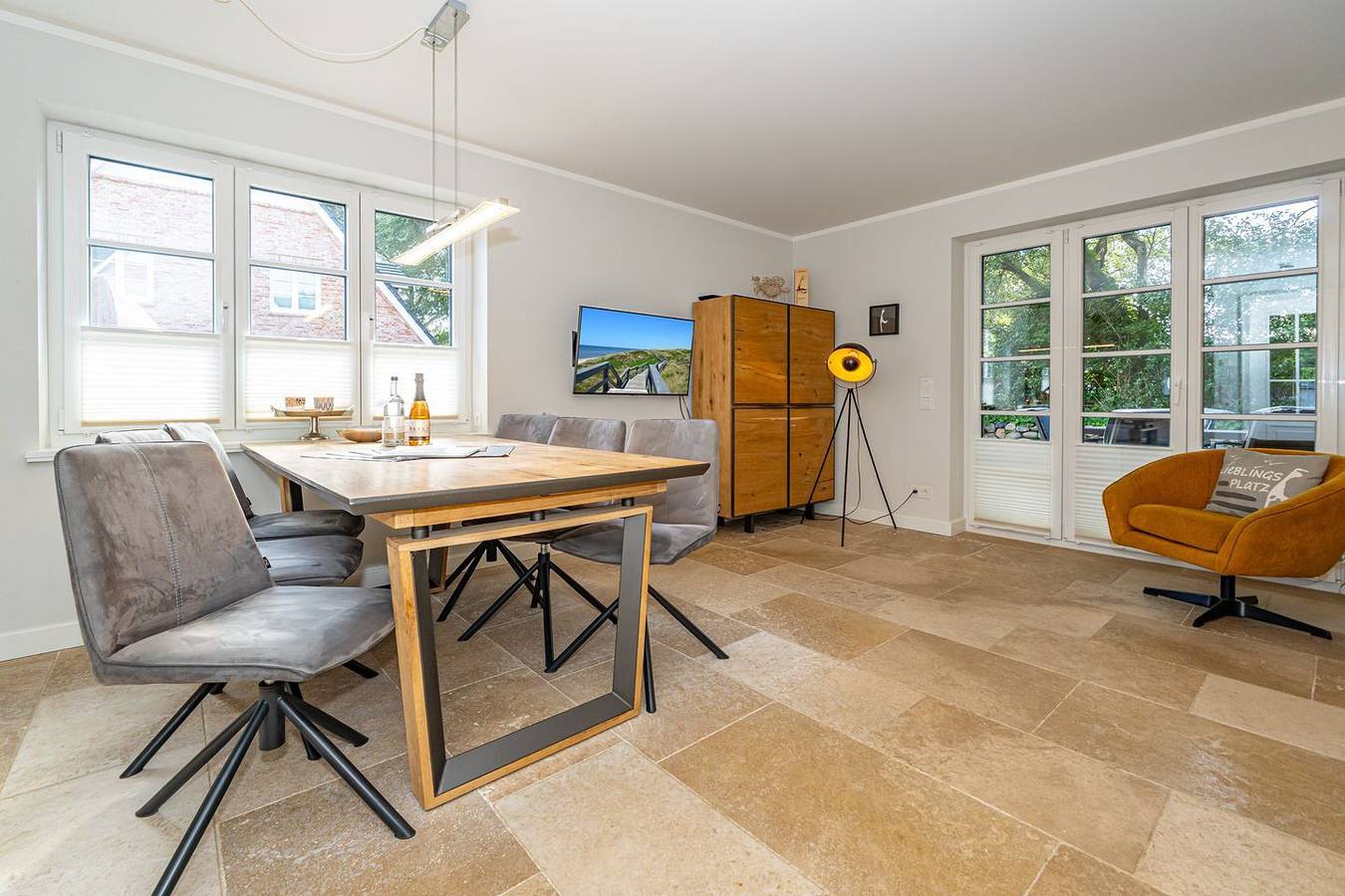 Doppel-Ferienhaushälfte für max. 6 Personen mit Sauna, Garten und Kinoraum in Westerland, Sylt (Gemeinde)