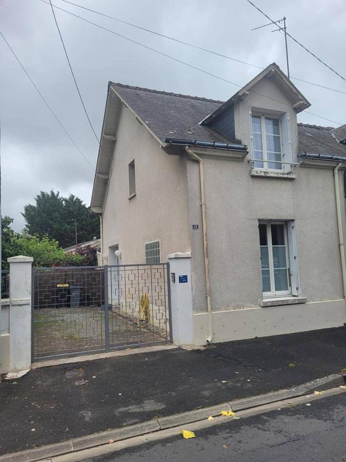 Location de vacances pour 5 personnes, avec vue et jardin à Bléré - 2