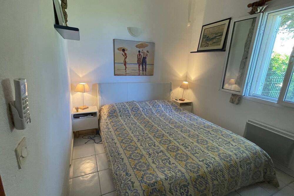 Appartement entier, Confortable duplex pieds dans l'eau avec jardin 5 chambres pour 10 personnes in Borgo, Région de Bastia
