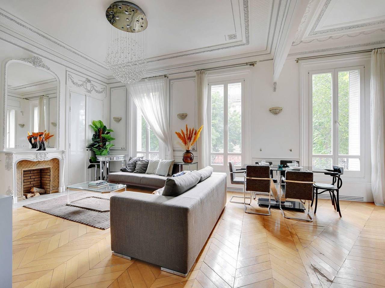 Appartement entier, Magnifique Appt - 2Bd/4P - Georges V / Champs-Élysées in Tour Eiffel, Paris