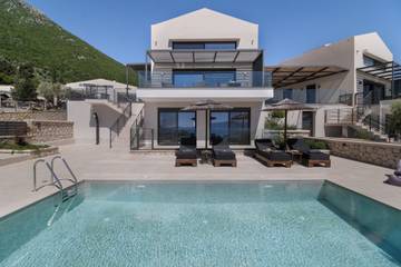 Villa voor 8 Personen in Nikiana, Alexandros, Afbeelding 1