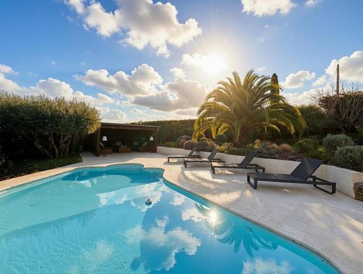 Location de vacances pour 14 personnes, avec piscine ainsi que vue et jardin à Tanneron - 2