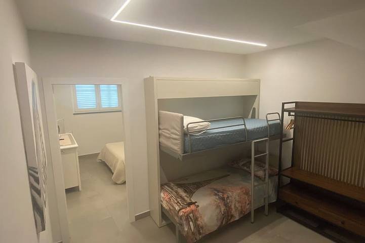 Location de vacances pour 4 personnes, avec jacuzzi ainsi que terrasse et jardin à Pompei - 2