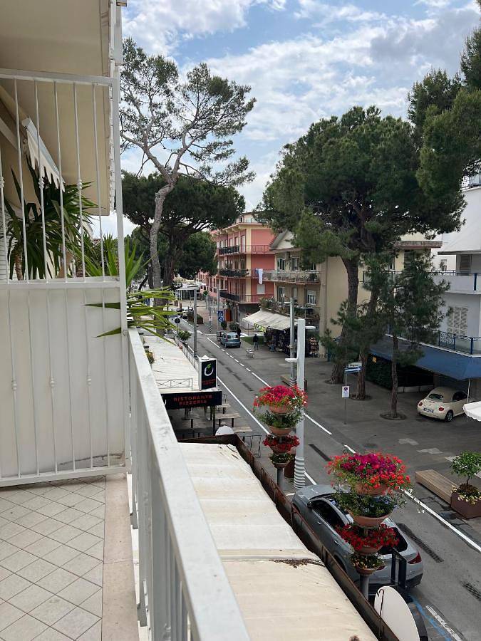 Ferienwohnung für 9 Personen, mit Balkon und Ausblick, mit Haustier in Riccione - 3