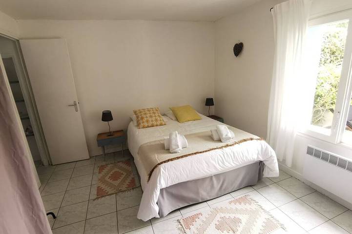 Gîte pour 4 personnes, avec piscine à Chaillé-les-Marais