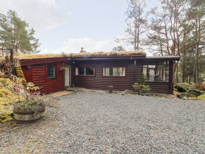 Lodge for 6 people, with Garden in Glenshee