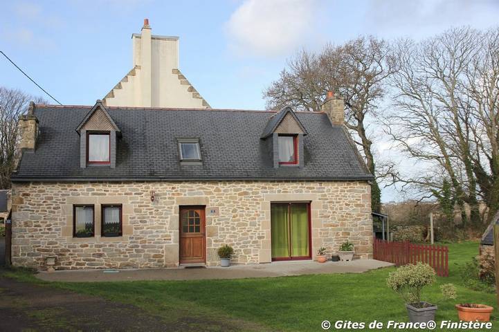 La maison aux hortensias in Mahalon, Côte de Cornouaille