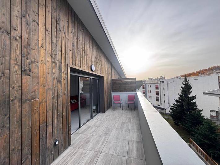 Gîte pour 4 personnes, avec vue et terrasse dans Office De Tourisme De Valberg - 3