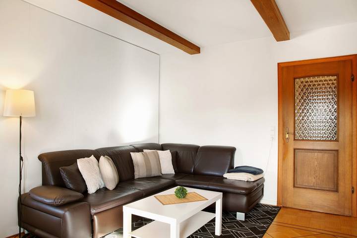 Ganze Wohnung, Ferienwohnung 'Weinberg' mit Balkon und Wi-Fi in Zeilarn, Ostbayern