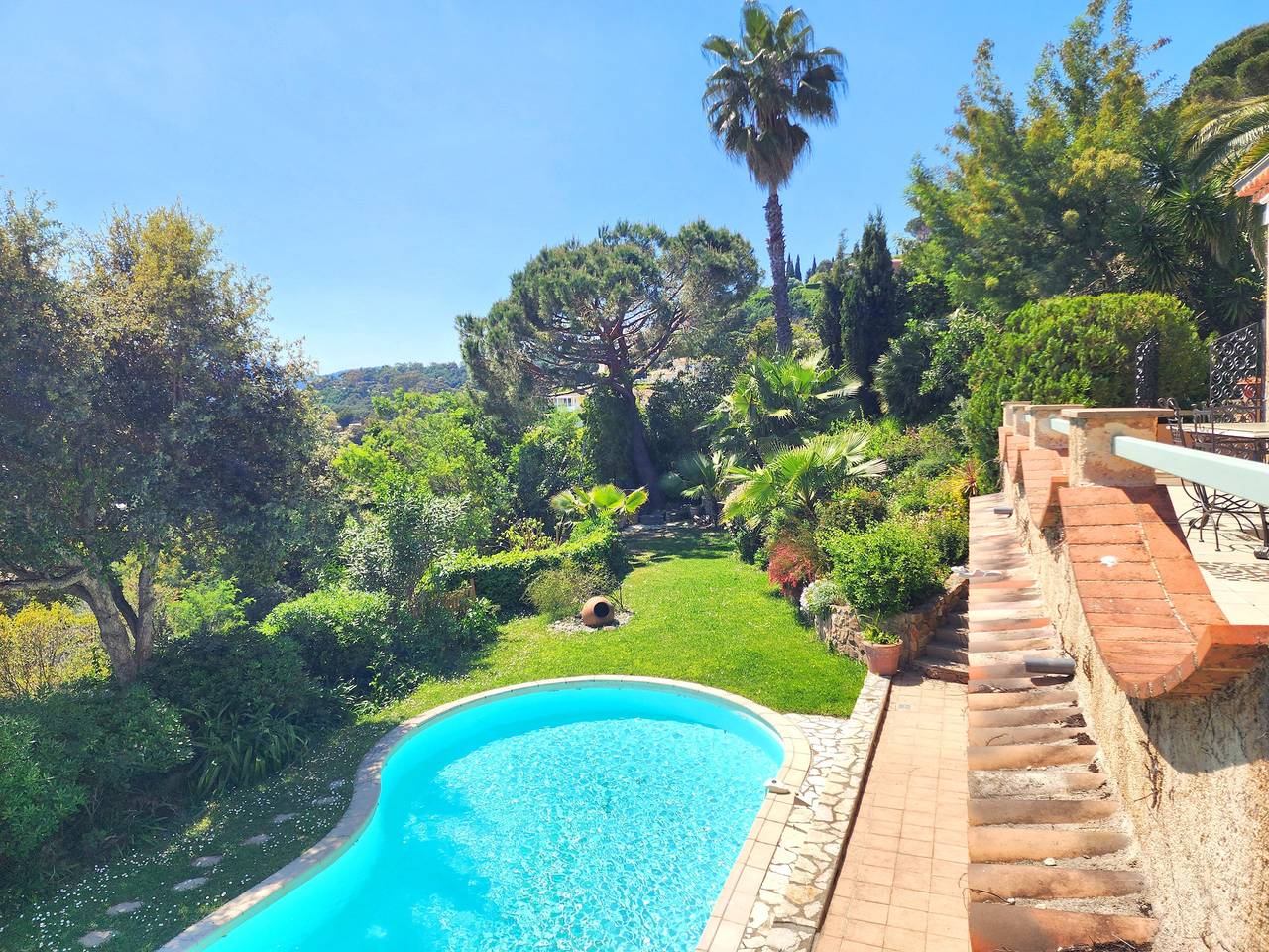 Villa pour 10 Personnes dans Mandelieu-la-Napoule, Région de Cannes