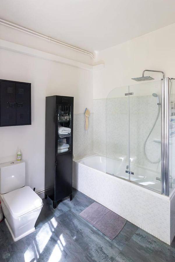 Deluxe Room (2 Adults + 1 Child) in Lezoux, Région de Thiers