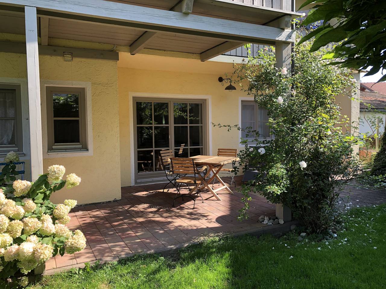 Ganze Ferienwohnung, Chiemsee Appartement Beachhouse - Chiemsee Appartement Beachhouse für 1-3 Personen (56 qm, Eg) in Bernau am Chiemsee, Chiemsee