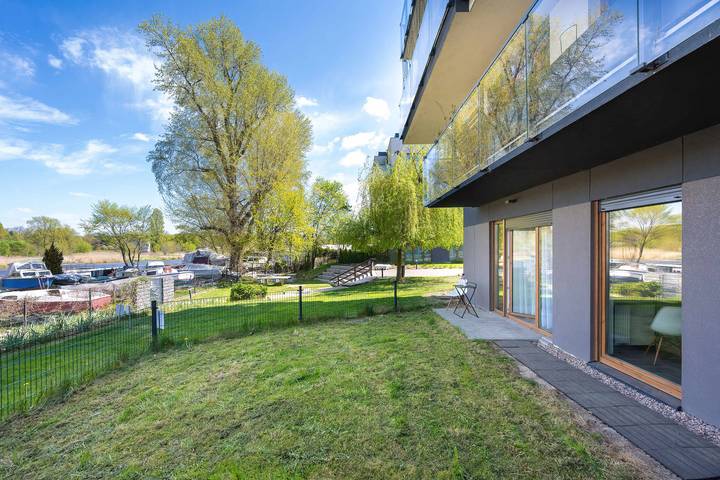 Appartement entier, Spacious Apartment | Garden and Workspace in Wrocław, Bas-Silésie