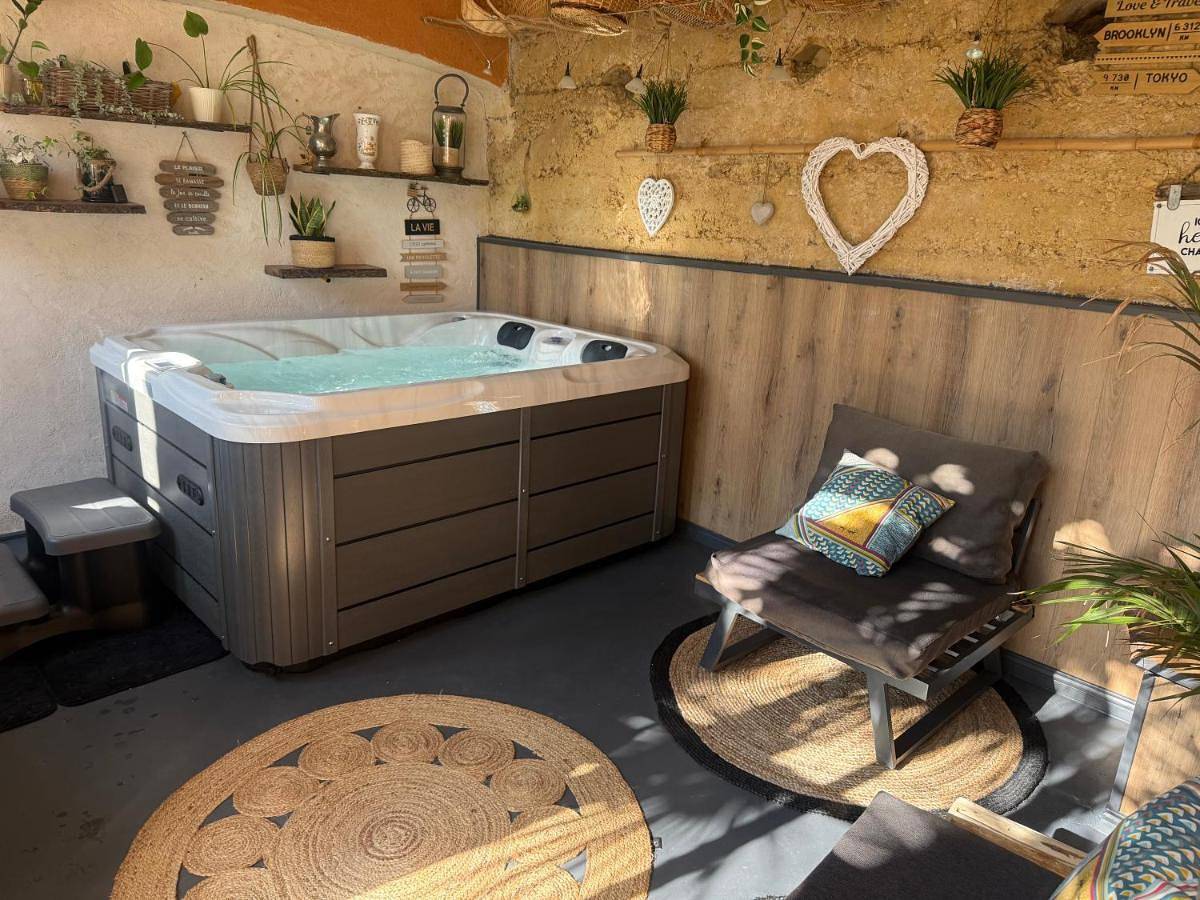 Deluxe Room in Mérindol, Parc naturel régional du Luberon