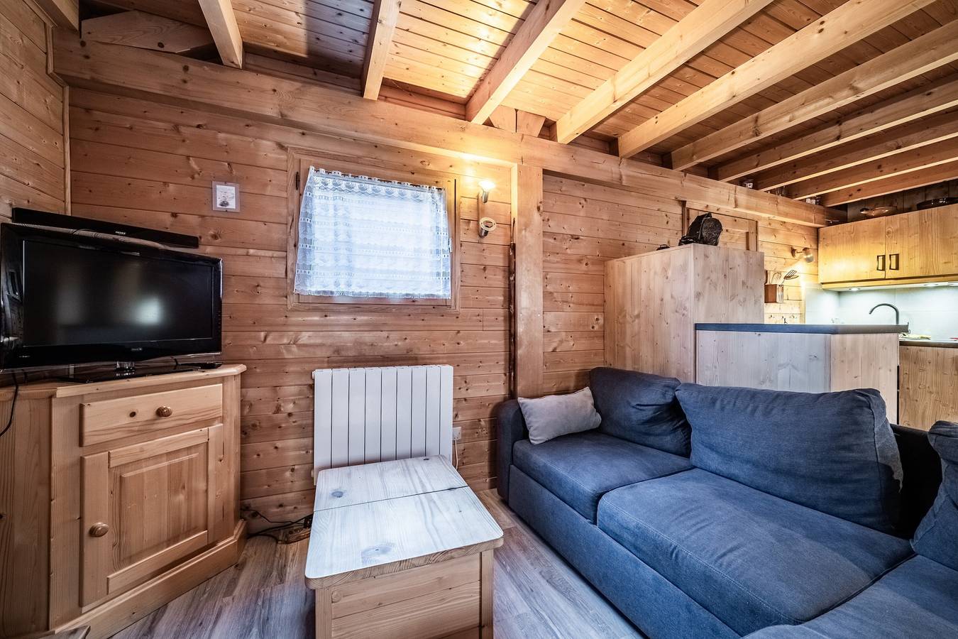 Chalet „4p Confort – Les Trolles“: Bergblick, private Terrasse und Wlan in Verchaix, Region Bonneville