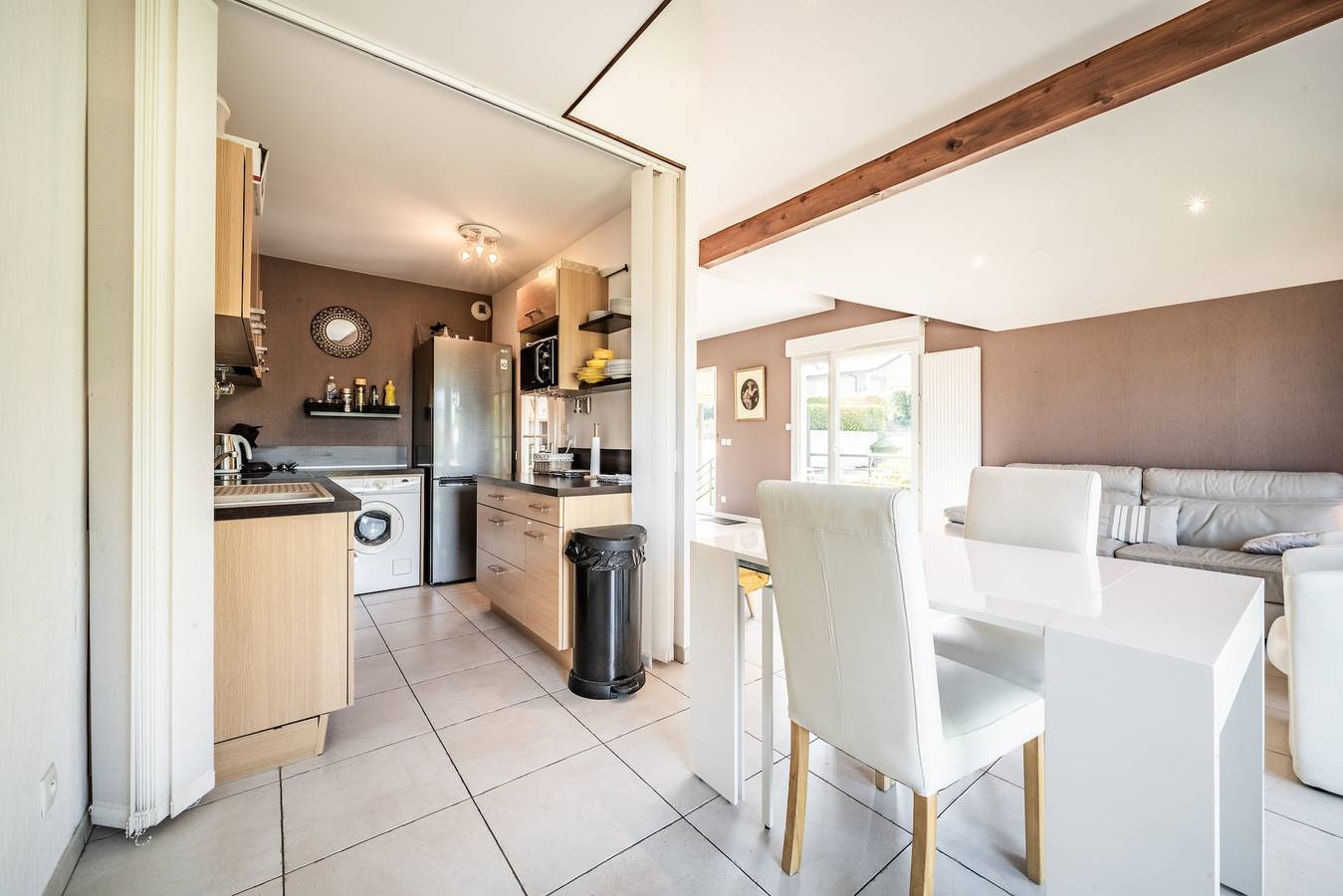Apartamento entero, Apartamento «De Charme Évian» con vistas al lago, balcón y Wi-Fi in Évian-les-Bains, Thonon-les-Bains region