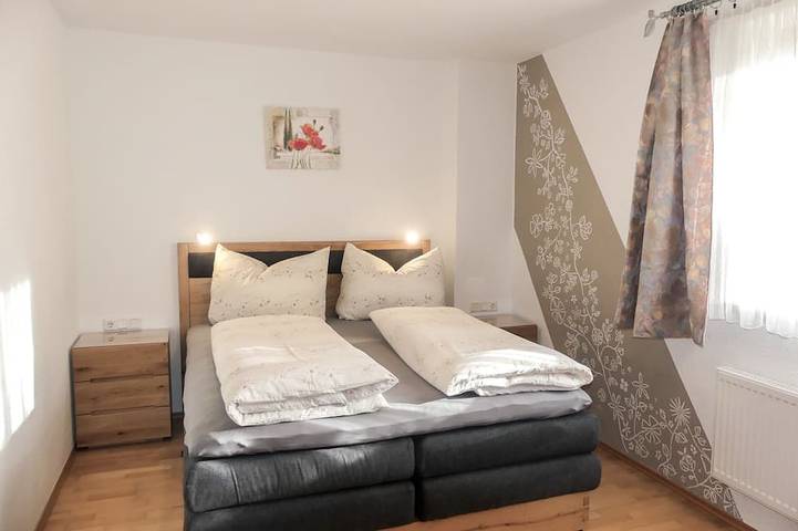 Ferienwohnung für 8 Personen, mit Terrasse in Strass im Zillertal - 2