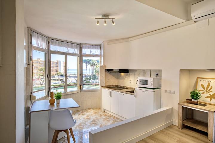 Location de vacances pour 2 personnes, avec Piscine à Platja de la Pineda