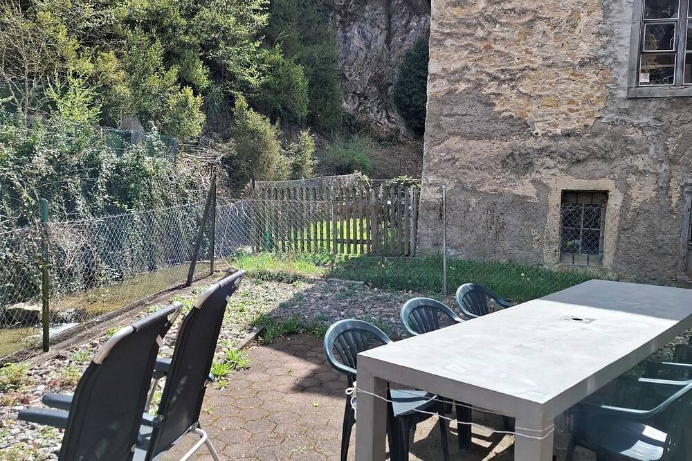 Ganze Wohnung, Ideal für Wanderer, Künstler, Naturliebhaber in Waldenburg (Schweiz), Aargau-Basel