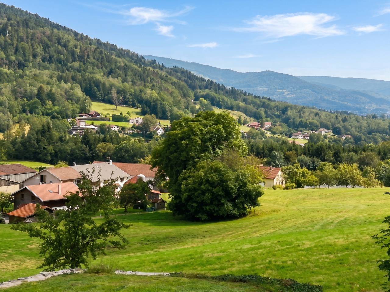 Appartement entier, Appartement confortable à Cleurie avec jardin in Cleurie, Région d'Épinal
