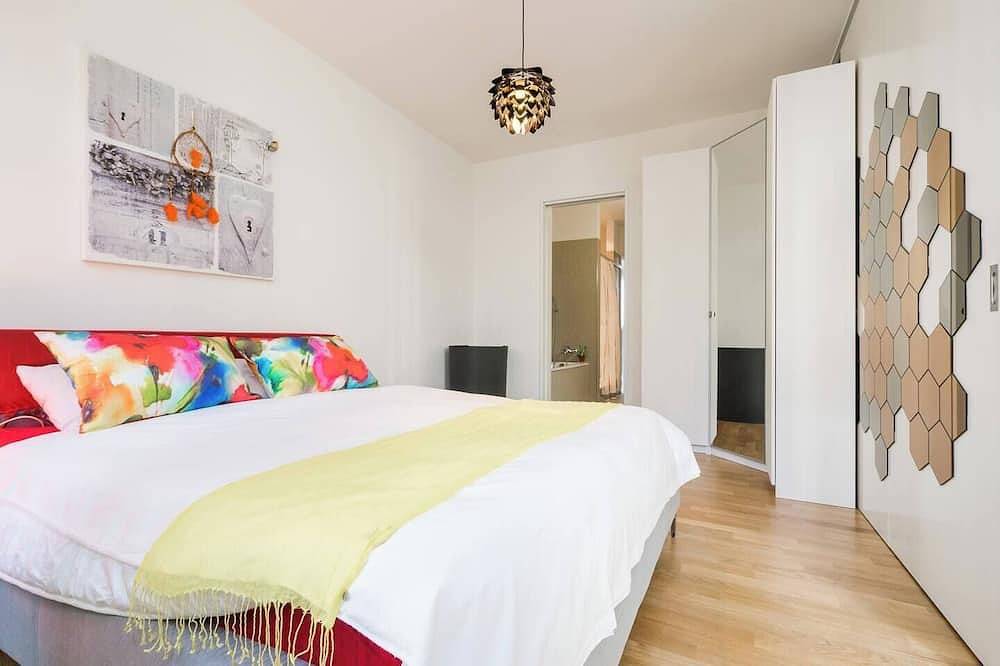 Entire apartment, Luxury Apartment. Great Location. High Speed Wi-Fi in Zurich, Zurich district