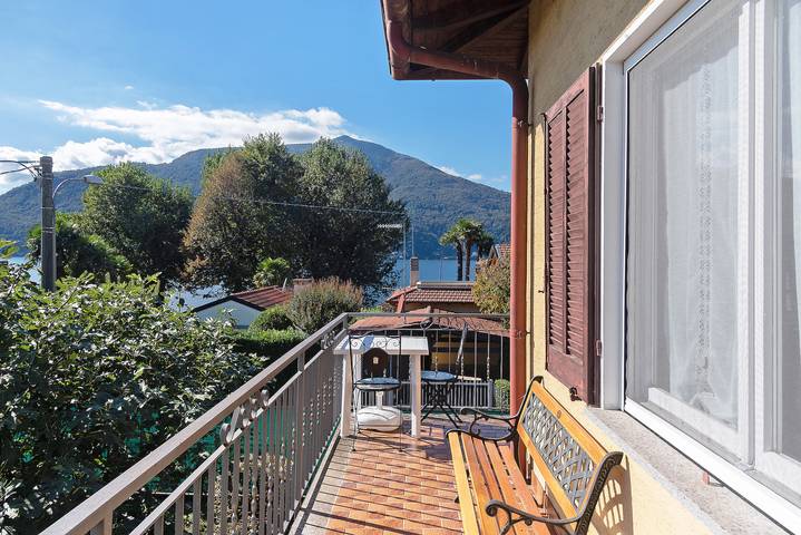 Ferienwohnung für 7 Personen, mit Seeblick und Garten in Maccagno con Pino e Veddasca - 3