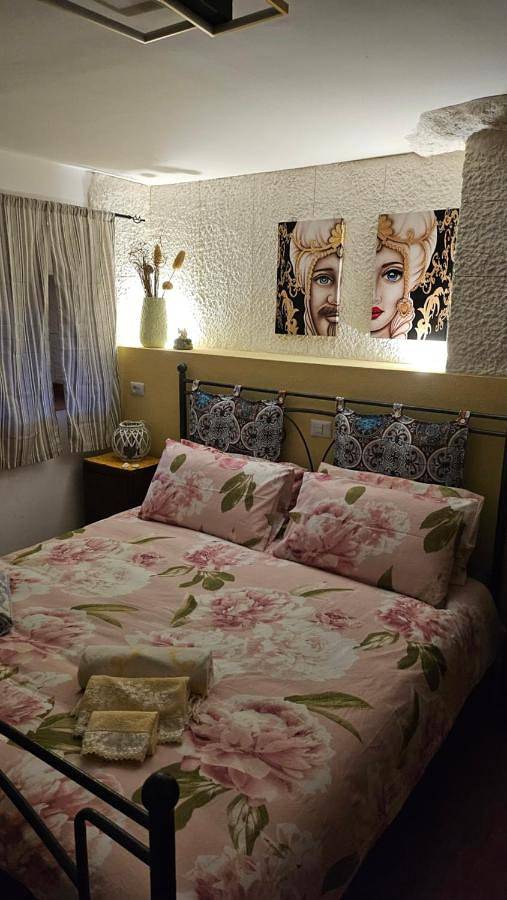 Location de vacances pour 3 personnes, avec balcon et vue à Francavilla di Sicilia - 2