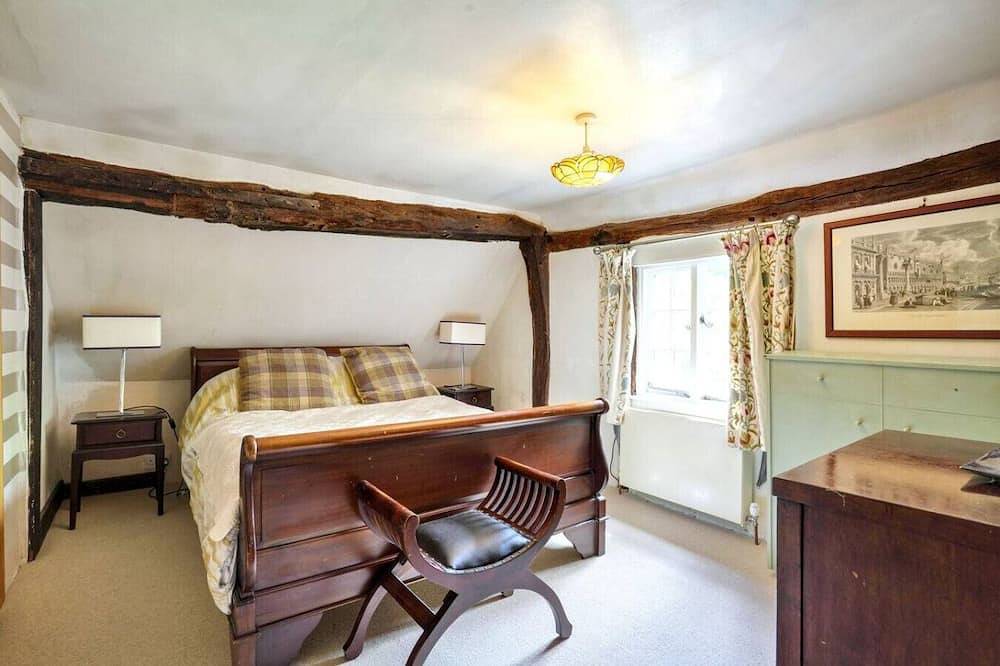 Perfect Booking | The Buttery 500 Year Old Cottage in Kent