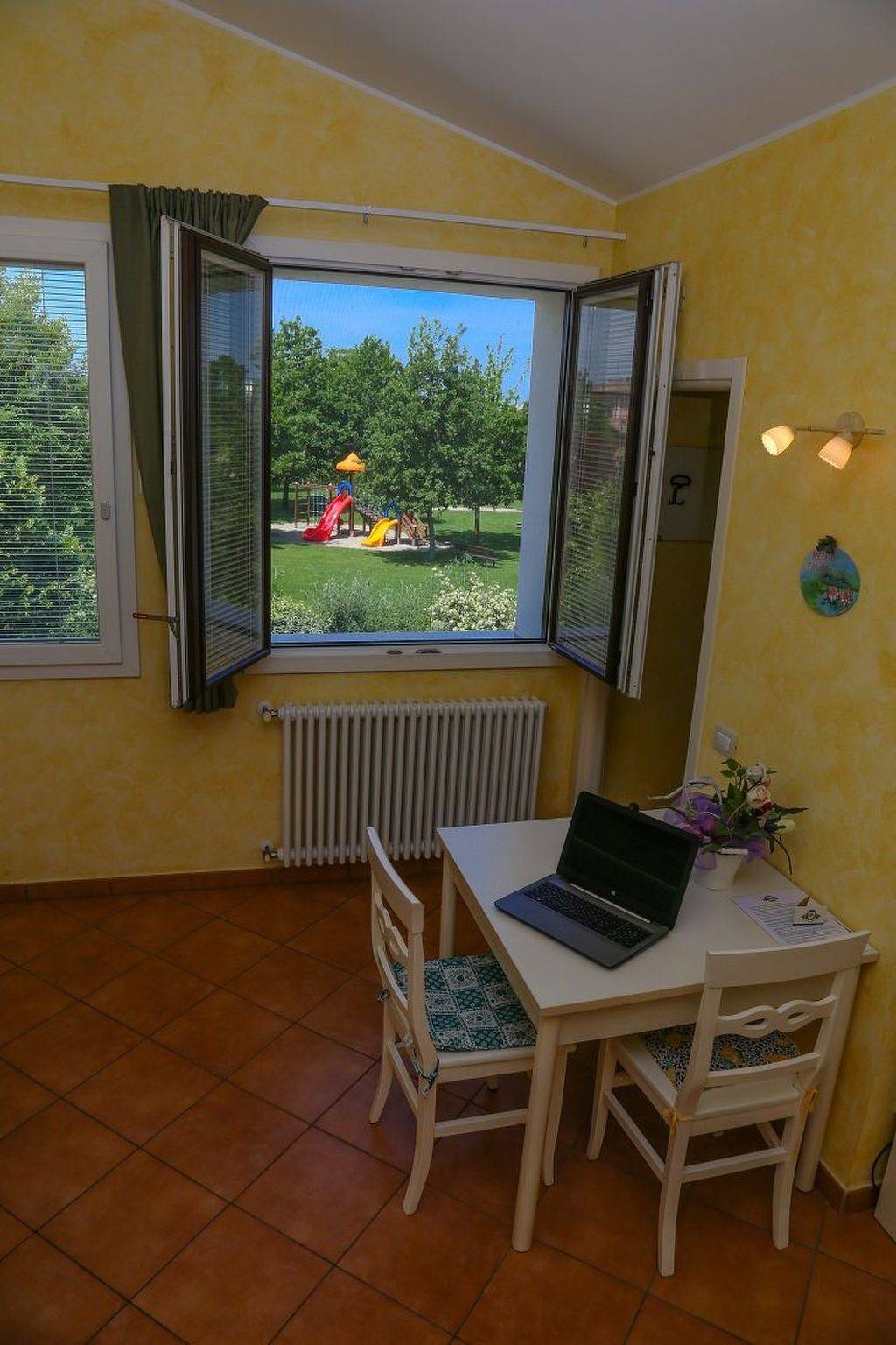 Appartamento intero, Wohnung "Mimosa" auf einem Bauernhof in Scandiano, Provincia di Reggio Emilia