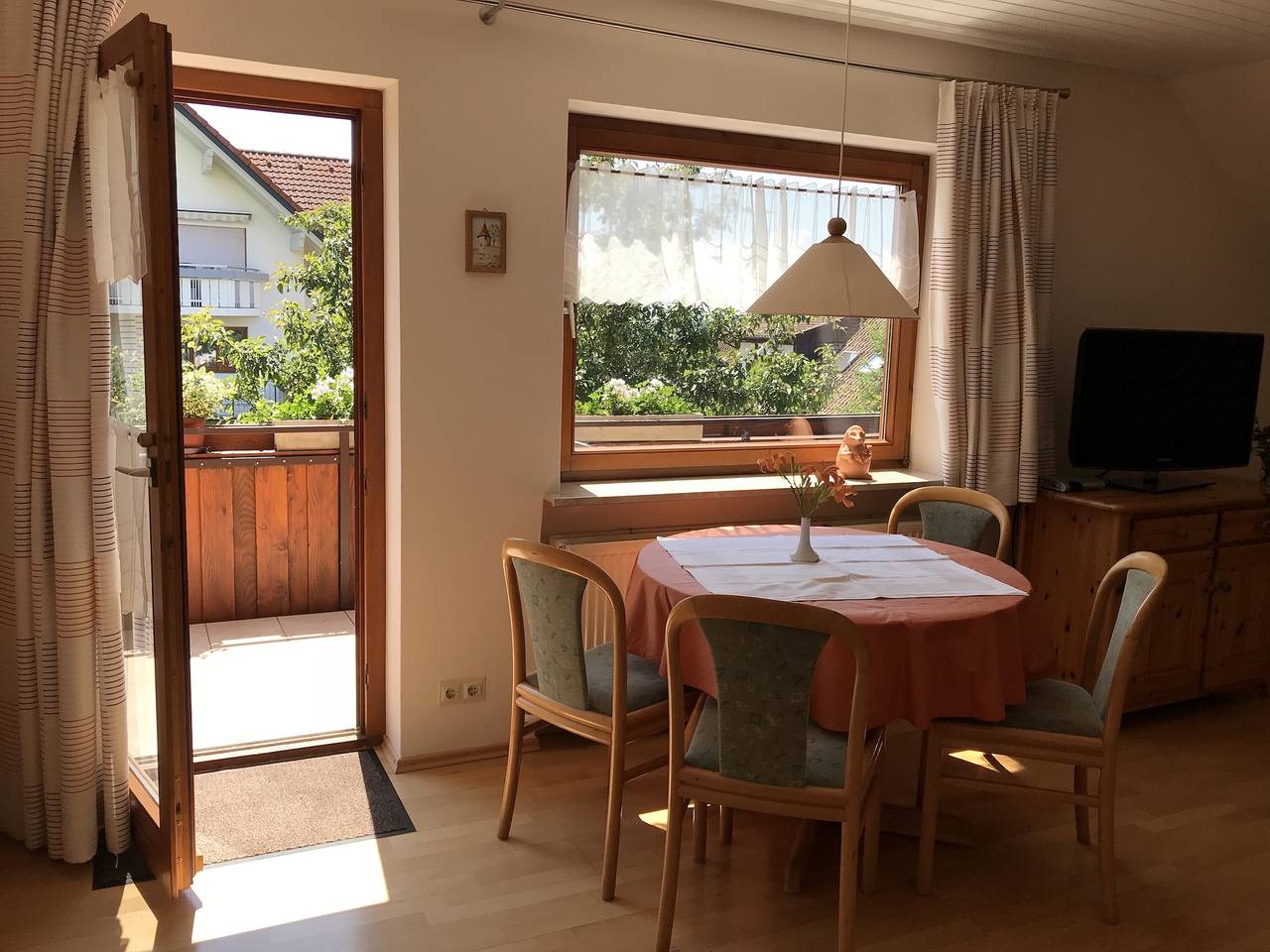 Ganze Ferienwohnung, Haus Praedel - Ferienwohnung 2 Haus Praedel, 50qm, 1 Schlafzimmer, max. 2 Personen in Wasserburg (Bodensee), Bayerisch Schwaben