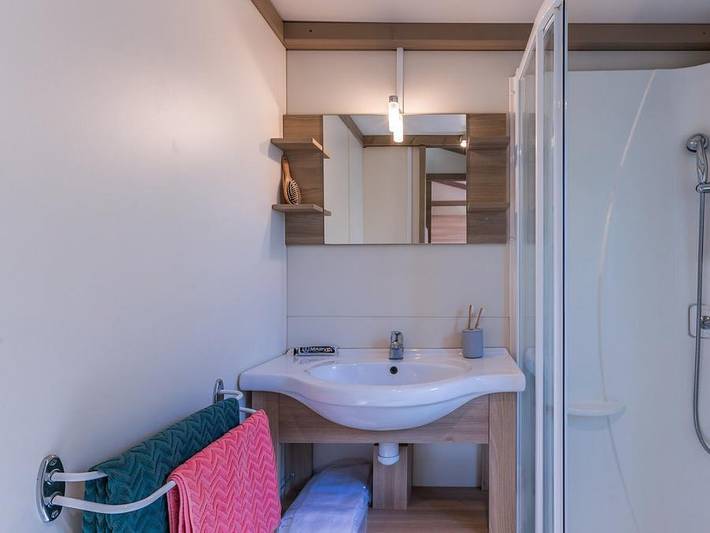 Gîte pour 6 personnes, avec bassin pour enfant et sauna dans Saint-Cyprien-Plage - 4